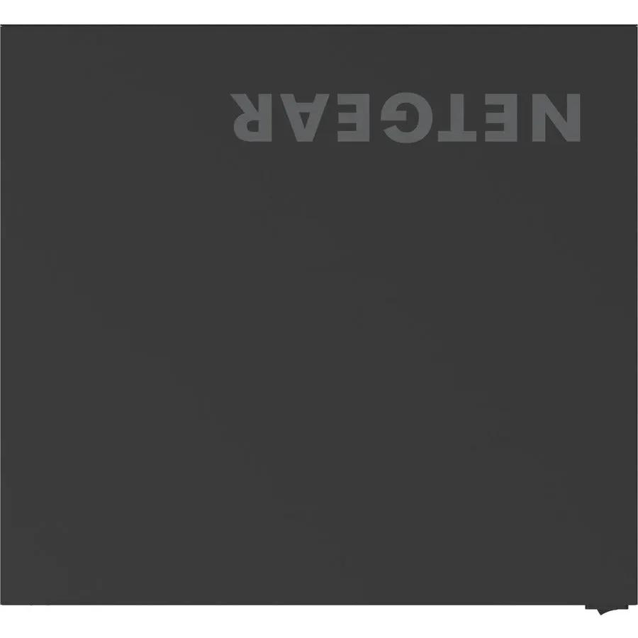 NETGEAR AVLine M4250-40G8XF 8-Port SFP+ PoE++ managed switch in dark gray