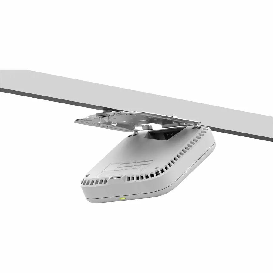 Netgear WBE710 Tri Band Wi-Fi 7 IEEE 802.11 a/b/g/n/ac/ax/be 9.40 Gbit/s Wireless Access Point