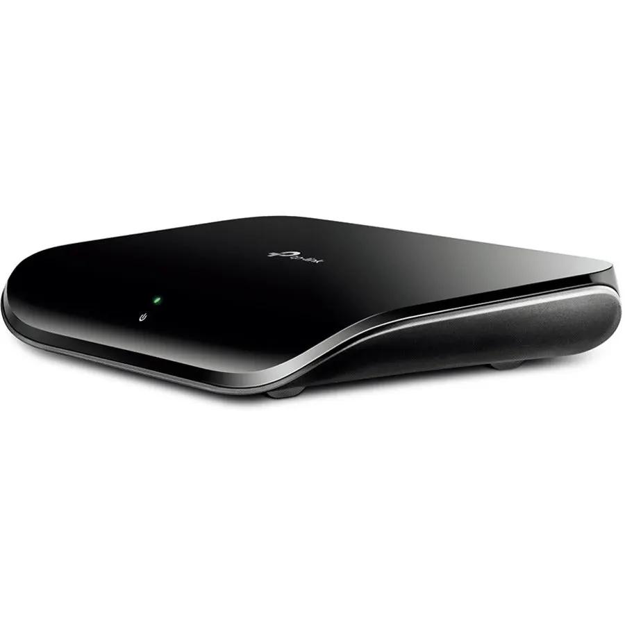 TP-Link TL-SG1005D 5-Port Gigabit unmanaged switch in glossy black finish
