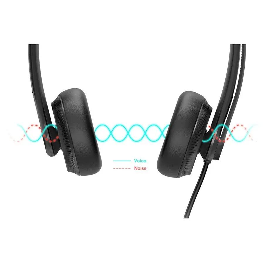 Yealink UH34 Dual UC USB headset, black over-ear.