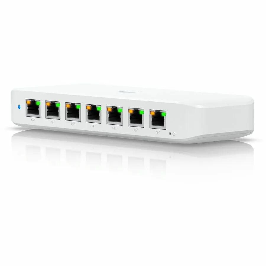 Ubiquiti UniFi Ultra 8-Port Gigabit PoE Switch, white compact hub with 8 Ethernet ports.
