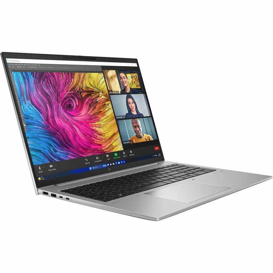 HP ZBook Firefly G11 laptop, silver chassis, Intel Core Ultra 5 135H, 16 GB RAM, 512 GB SSD